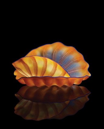 <i>Monarch Seaform,</i> 2020 Studio Edition<br />© Chihuly Workshop